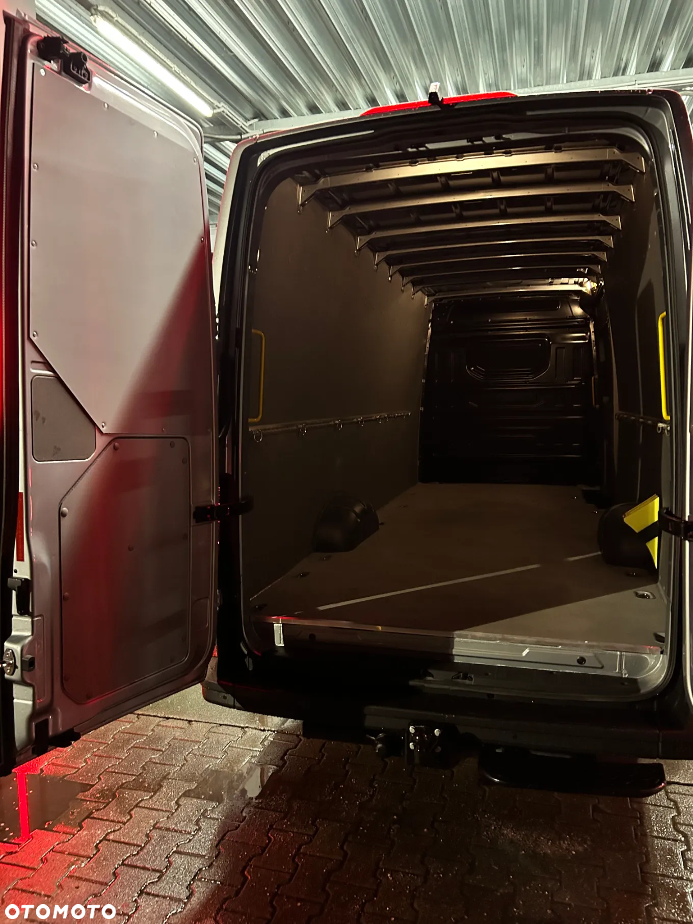 Volkswagen CRAFTER L5H3 ZABUDOWA - 11