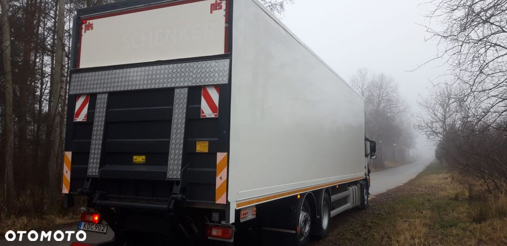 Volvo FM 380 Euro5 Super Stan tylko 620tyś km kabina sypialna ogrzewany kontener - 3