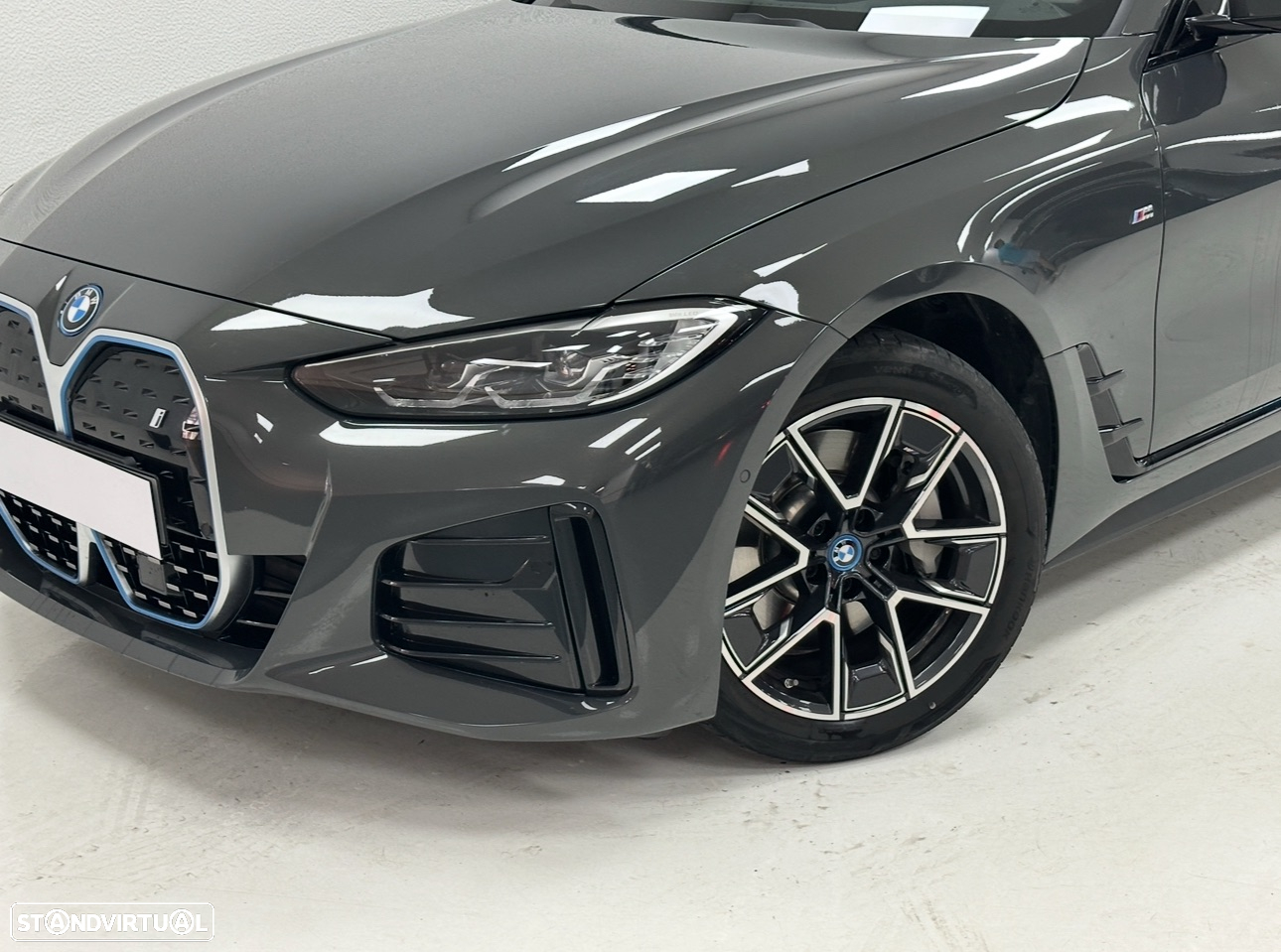 BMW i4 eDrive40 Edição Desportiva M - 2