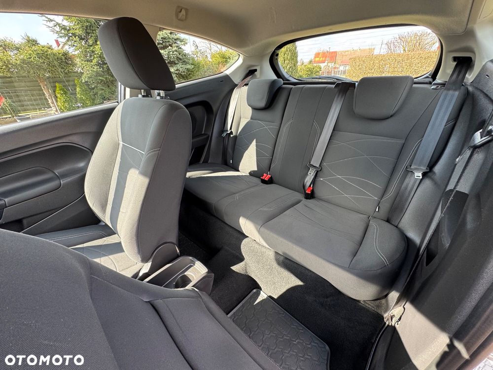 Ford Fiesta - 21