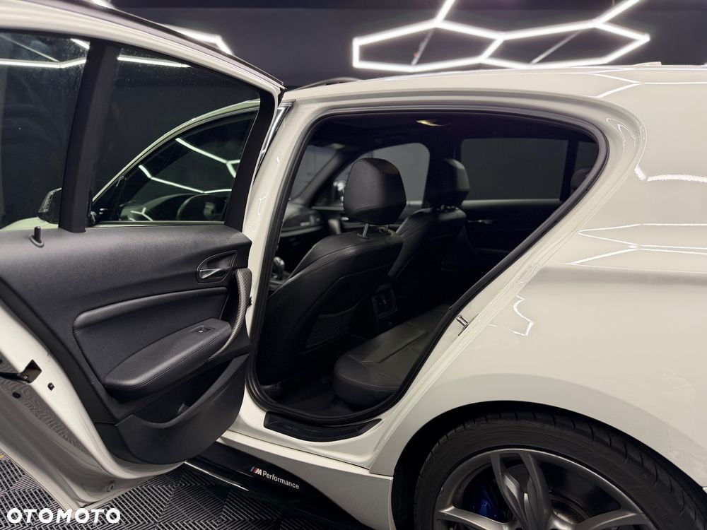 BMW 1M - 7