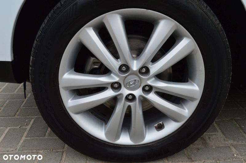 Hyundai ix35 - 12