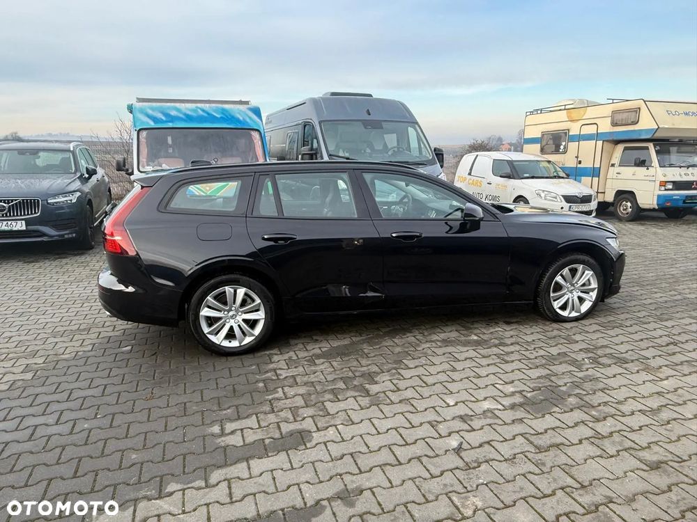 Volvo V60 D3 Momentum - 24