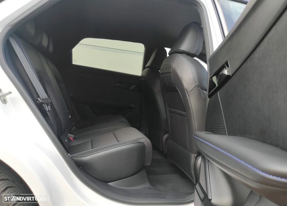 MG MG4 77 kWh Extended Range Luxury - 26
