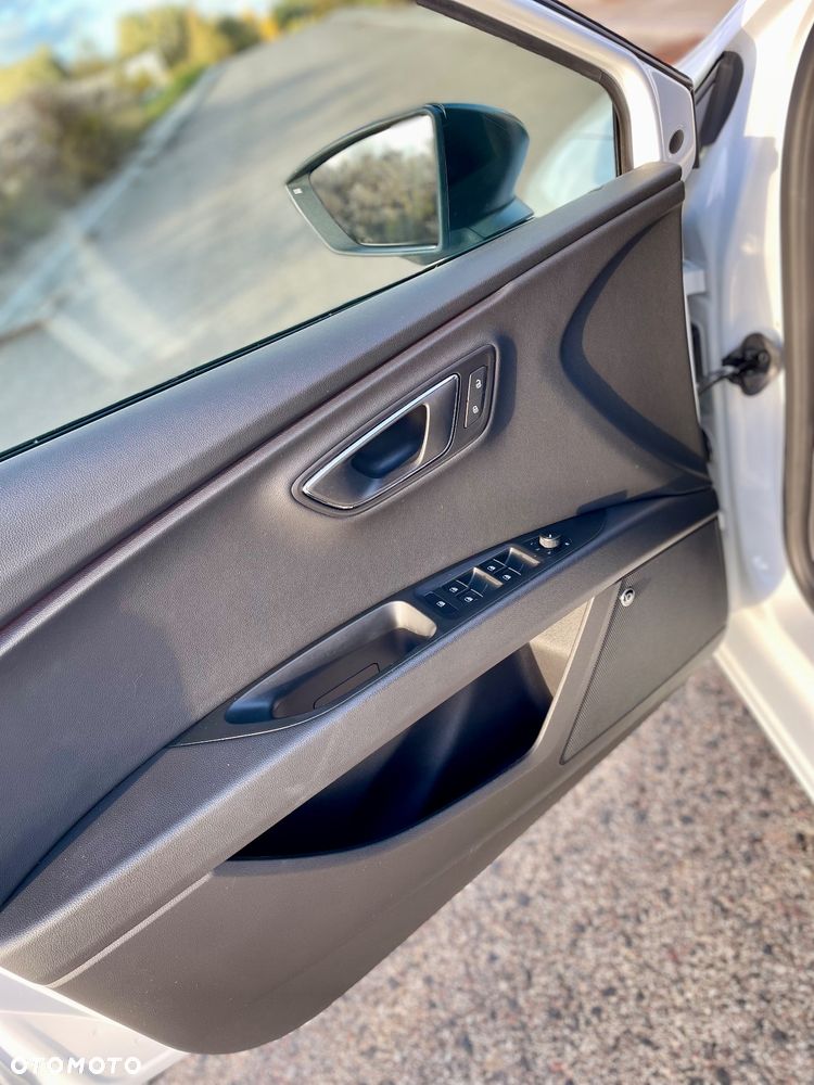 Seat Leon 2.0 TDI FR Black S&S - 18