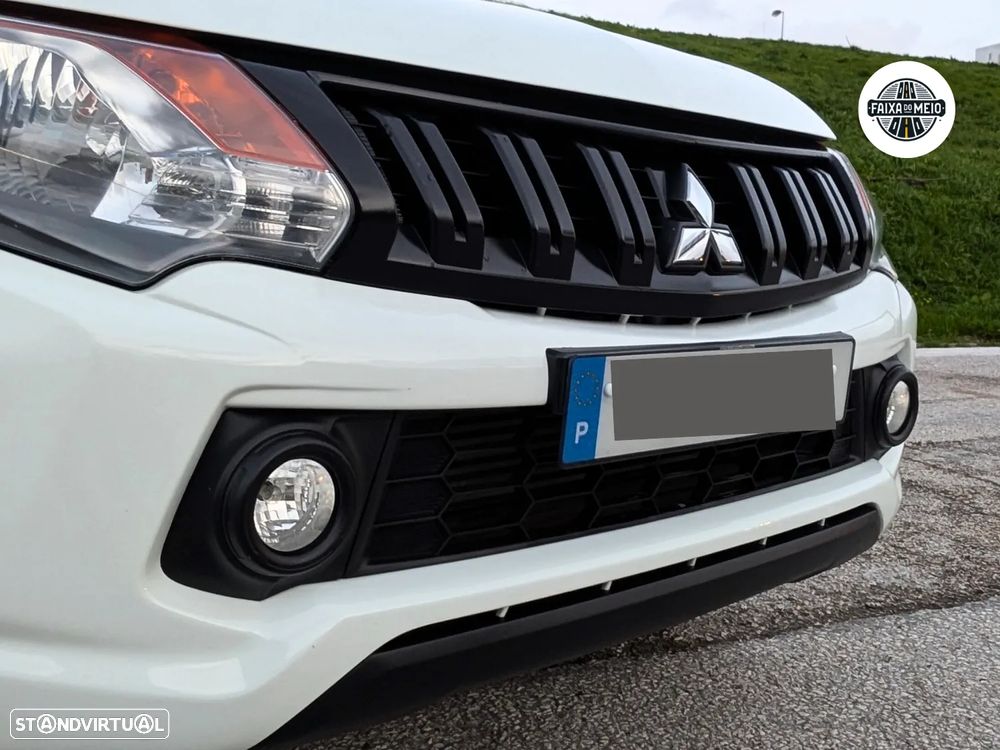 Mitsubishi L200 2.4 DI-D CD Space Cab Invite 2WD - 6