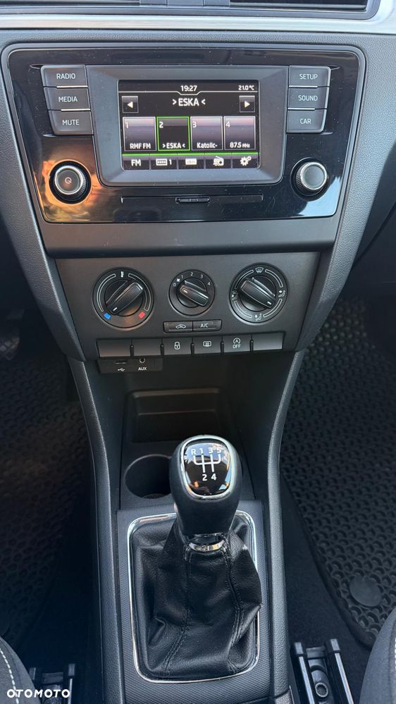 Skoda RAPID 1.2 TSI Active - 13