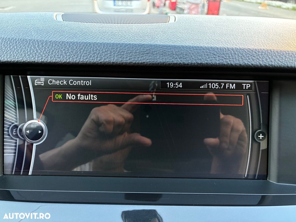 BMW Seria 5 525d xDrive Aut. - 27