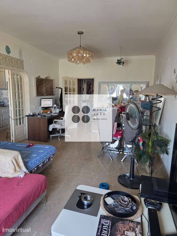 Excelente Apartamento, CENTRAL, Perto Transportes - Grande imagem: 2/12
