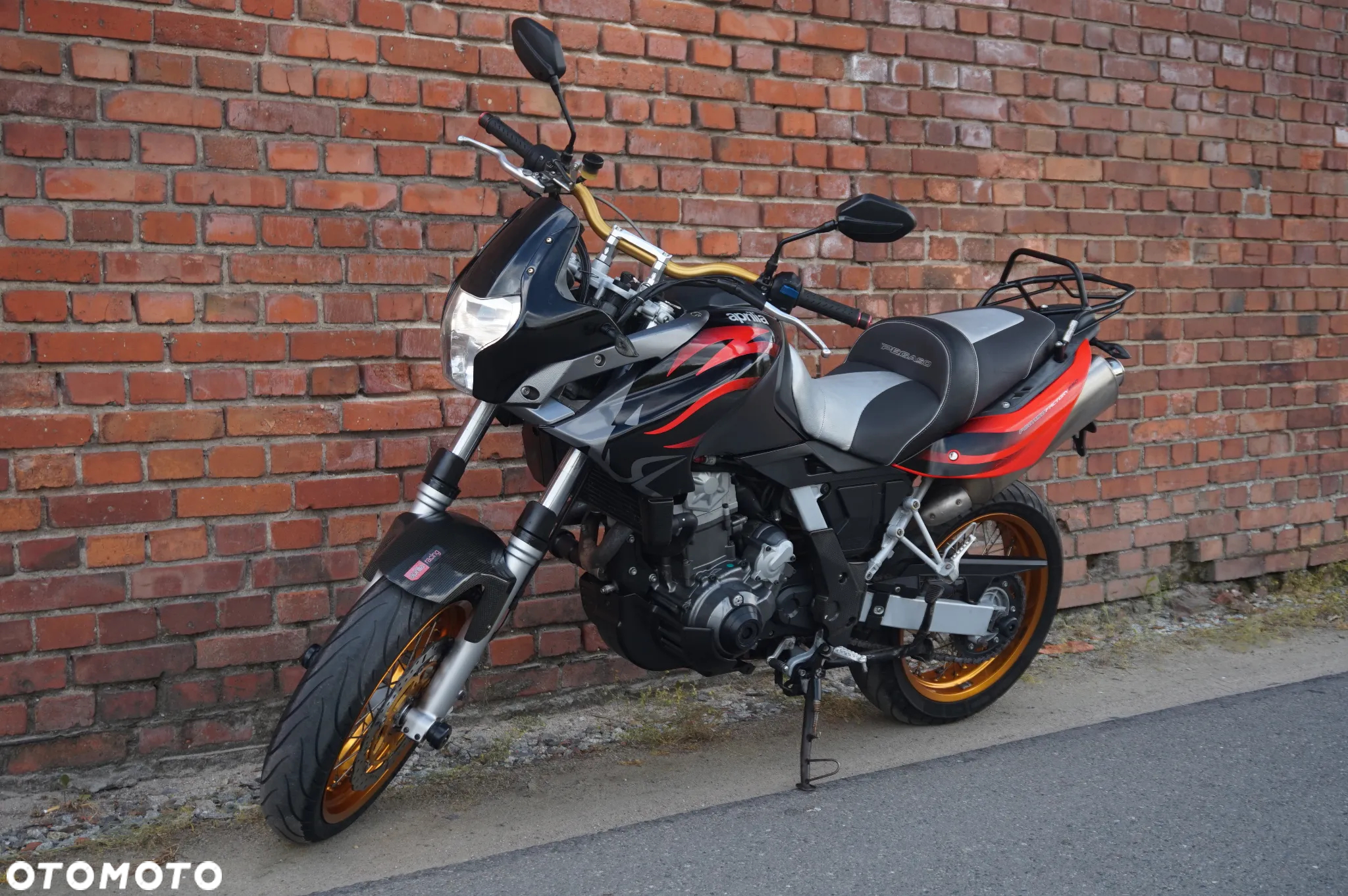 Aprilia Pegaso - 2