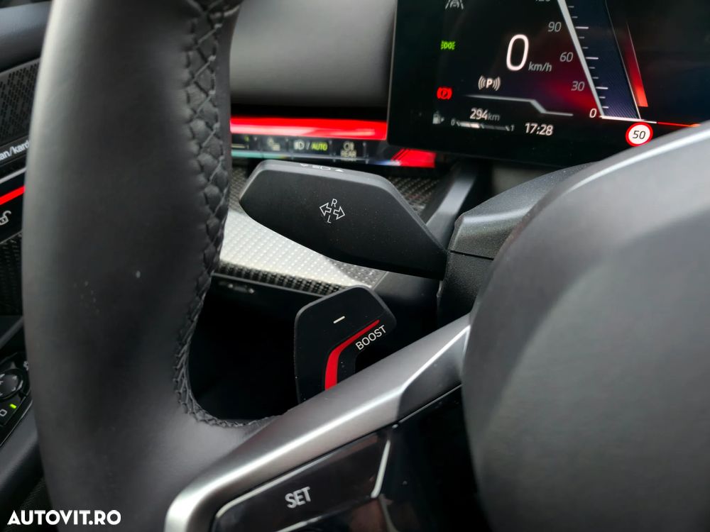 BMW Seria 5 520i Aut. M Sport Edition - 37