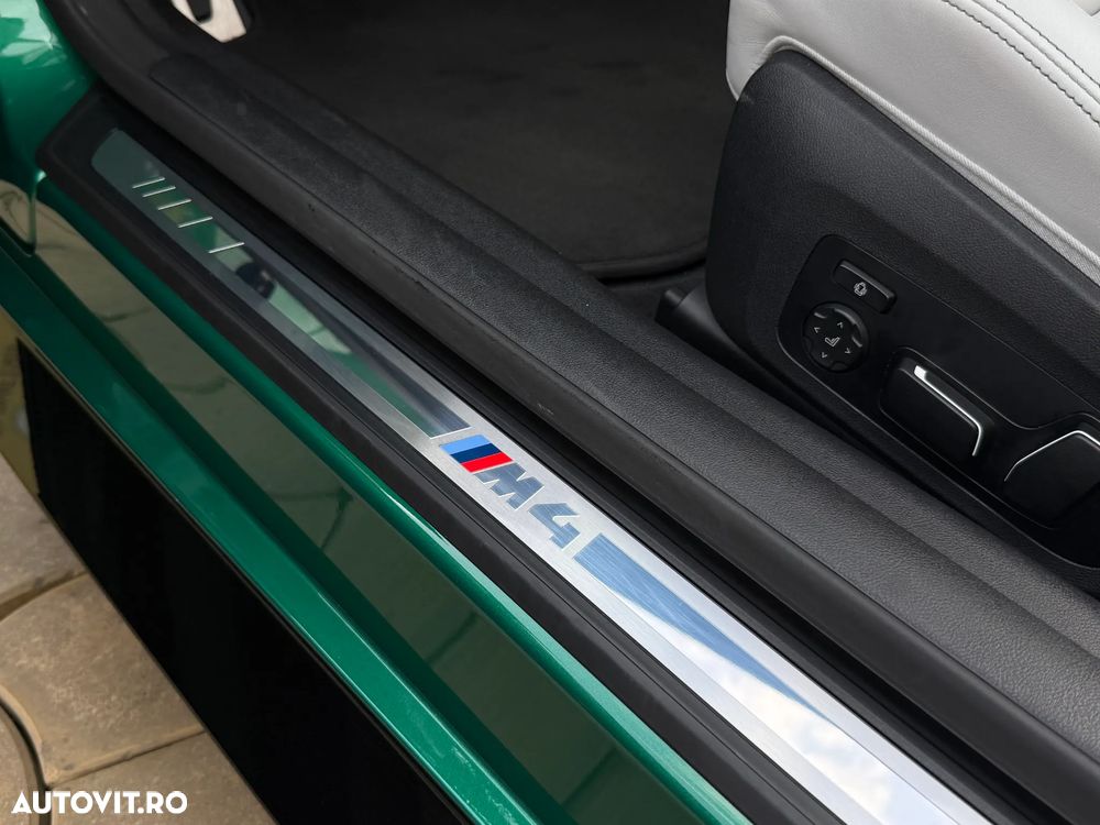 BMW M4 Competition M xDrive - 31