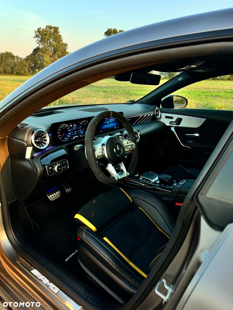 Mercedes-Benz CLA AMG 45 S 4-Matic 8G-DCT - 3