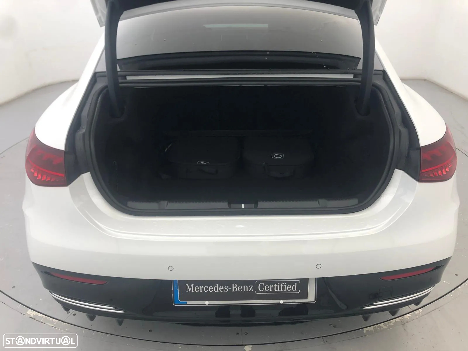 Mercedes-Benz EQE 350 Edition - 17