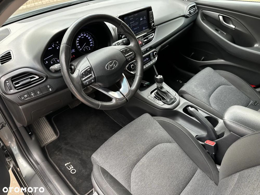 Hyundai i30 1.5 T-GDI 48V Premium DCT - 10