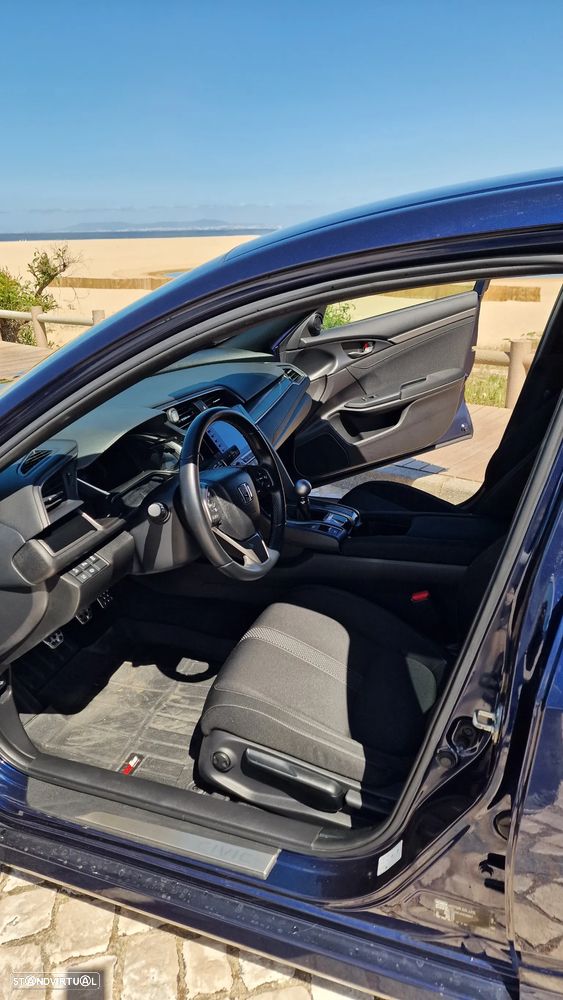 Honda Civic 1.0 i-VTEC Elegance Navi - 9