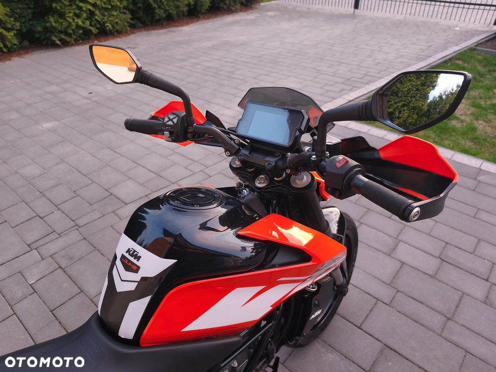 KTM Duke - 13
