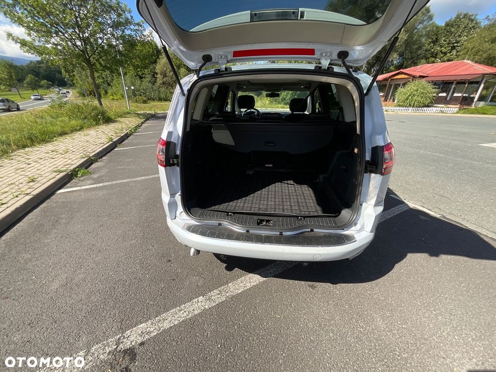 Ford S-Max 2.0 TDCi DPF Titanium - 12