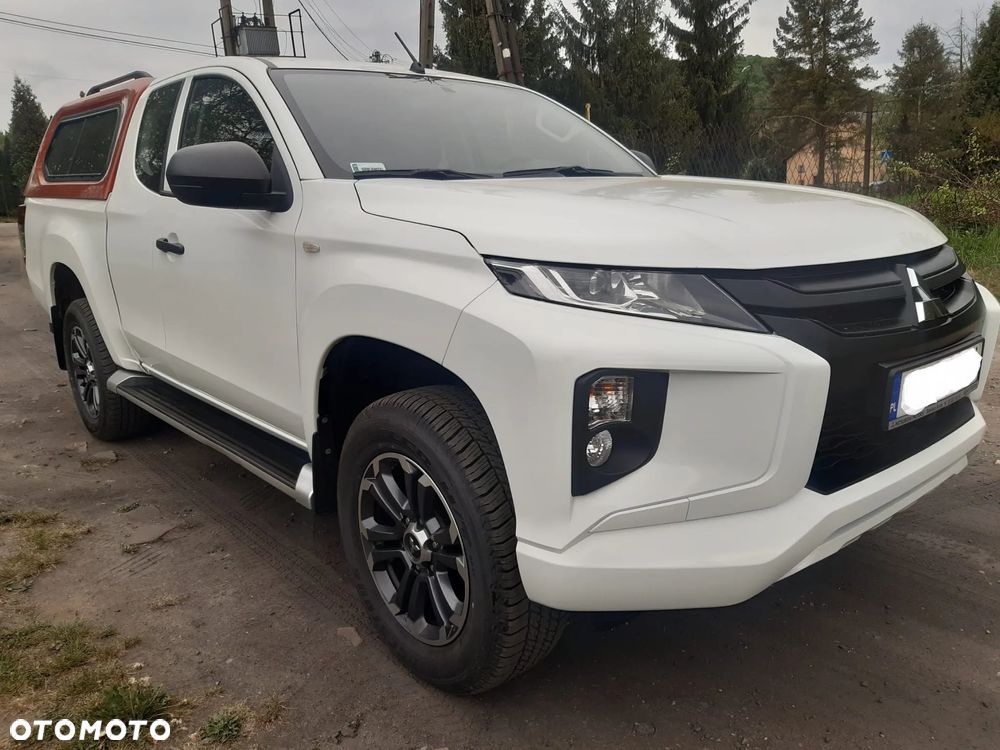 Mitsubishi L200 Pick Up 4x4 S&S Double Cab Basis - 3