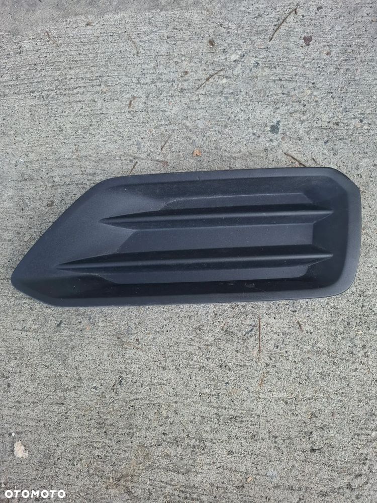 Volvo XC40 kratka zderzaka prawa przód 31407950 - 1