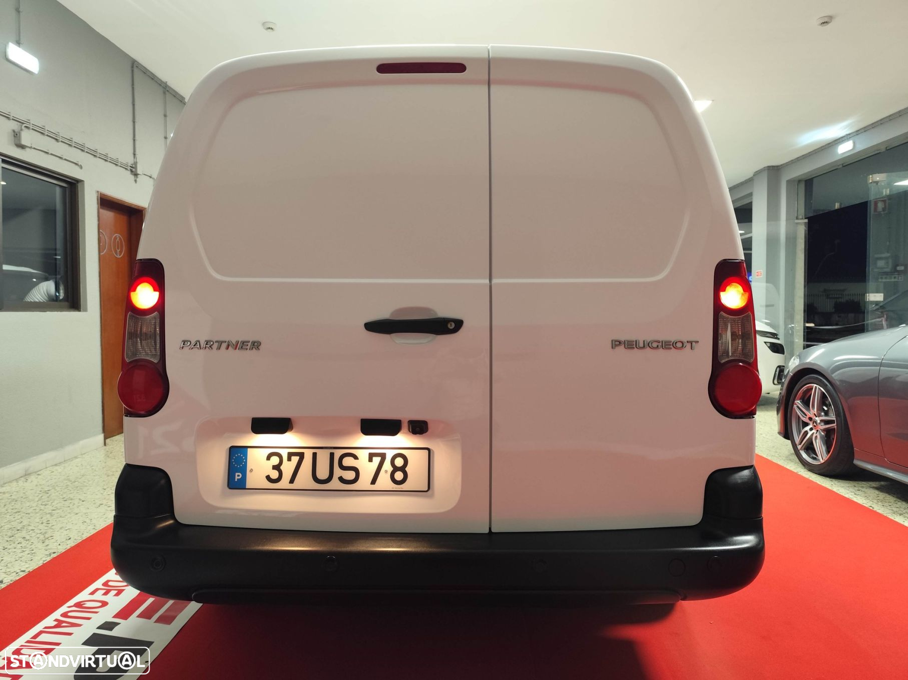 Peugeot Partner 1.6 BlueHDi L2 Premium 3L - 3