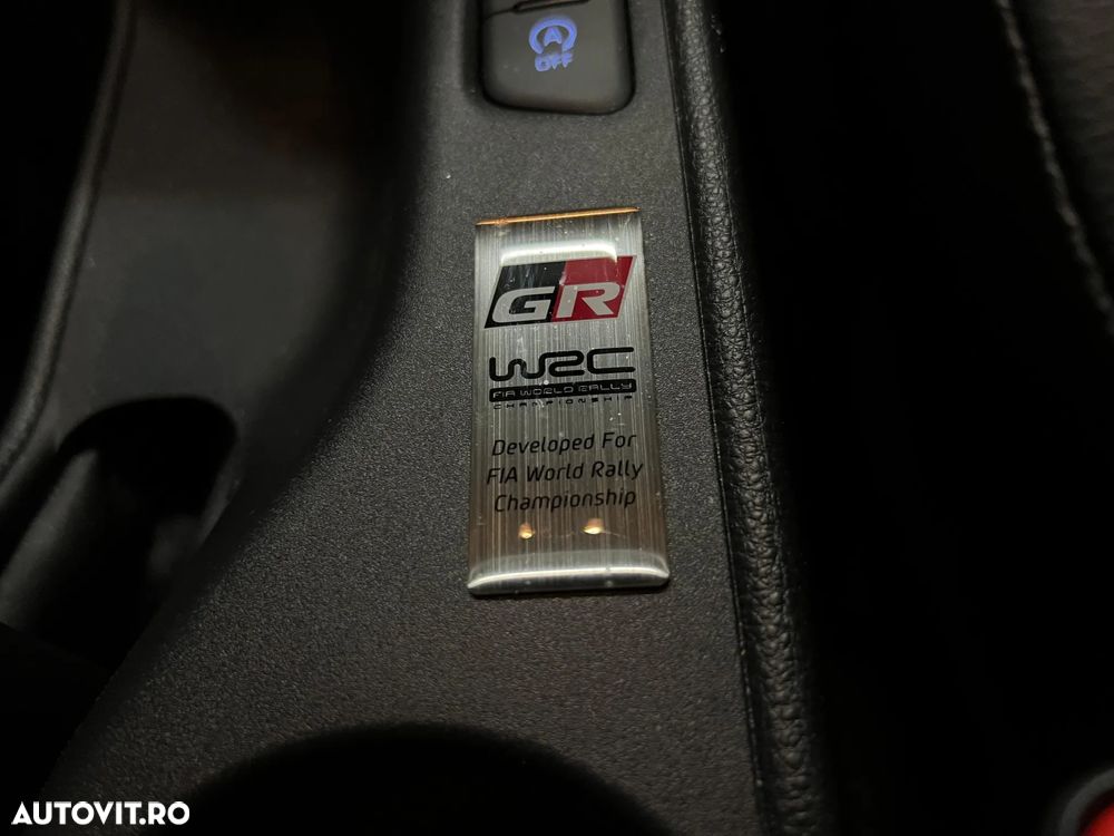 Toyota Yaris - 9