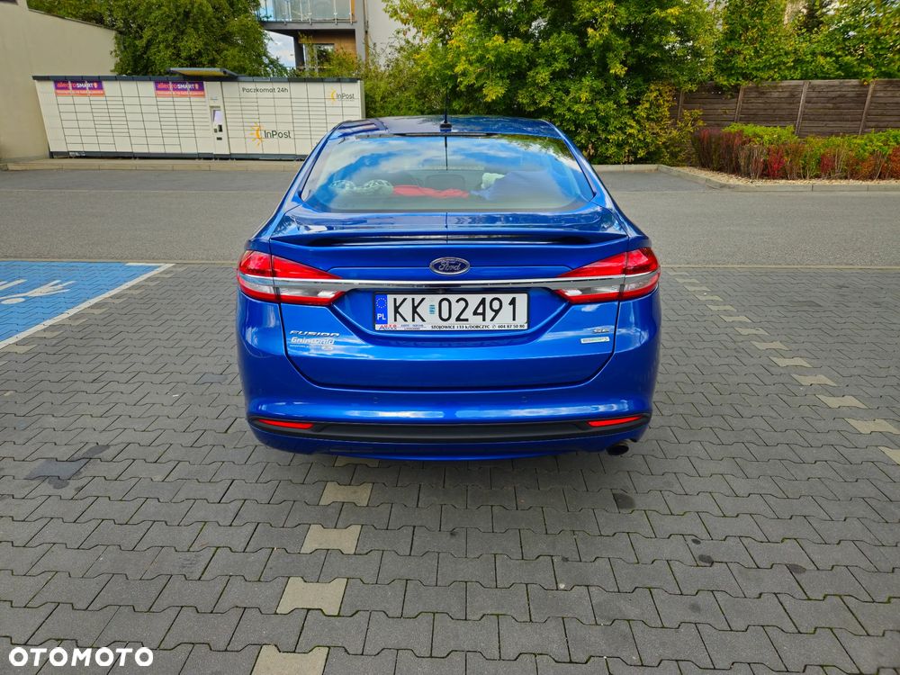Ford Fusion - 7