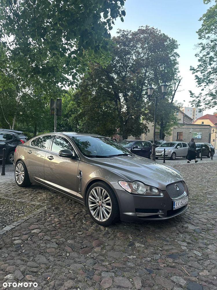 Jaguar XF 5.0 V8 Luxury - 1