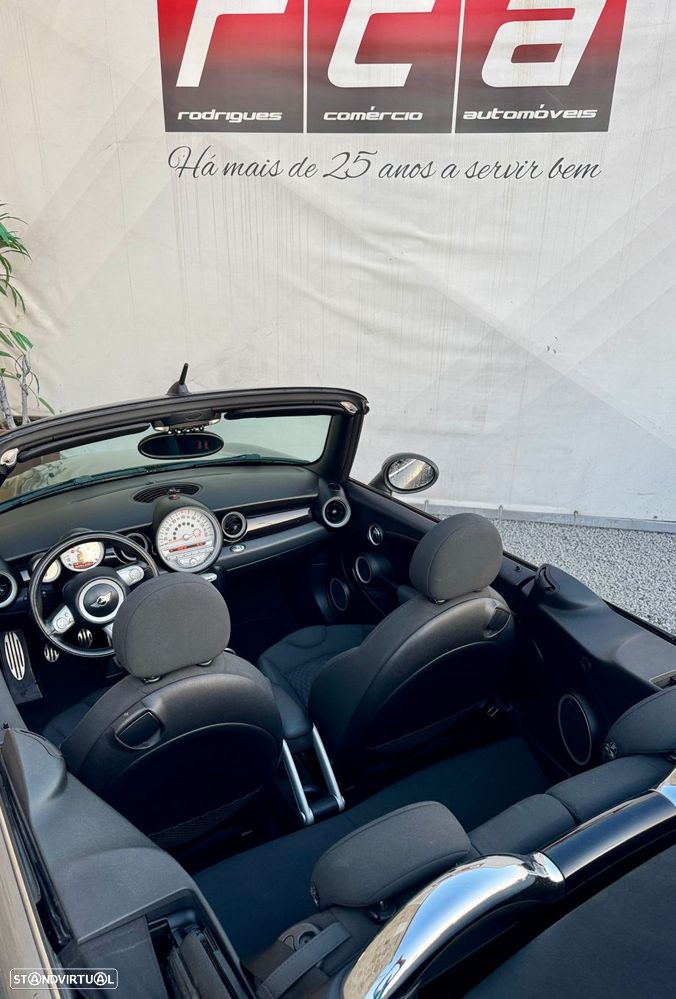 MINI Cabrio Cooper S - 8