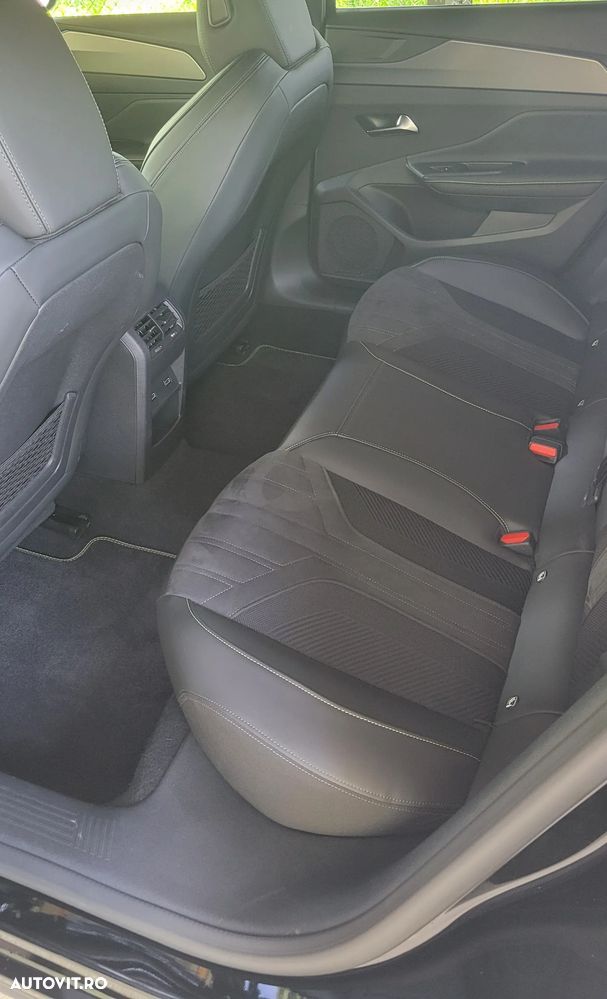 Peugeot 408 1.2L PureTech 130 S&S EAT8 Allure Pack - 8