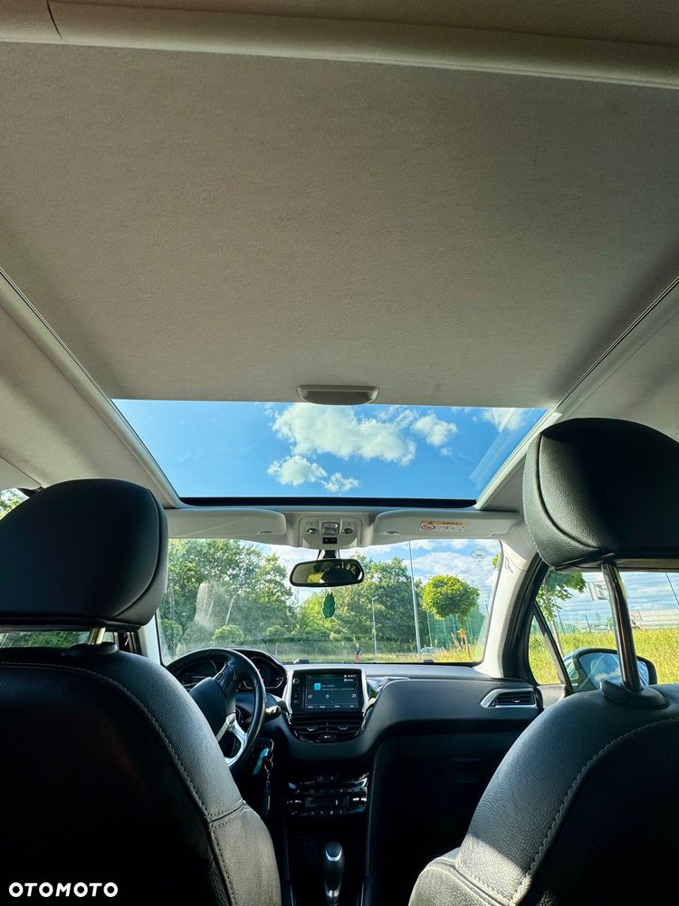 Peugeot 208 PureTech 110 Stop & Start EAT6 Allure - 15