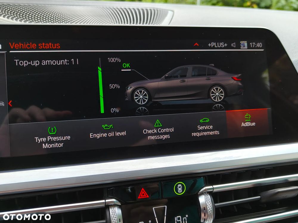 BMW Seria 3 320d xDrive - 29
