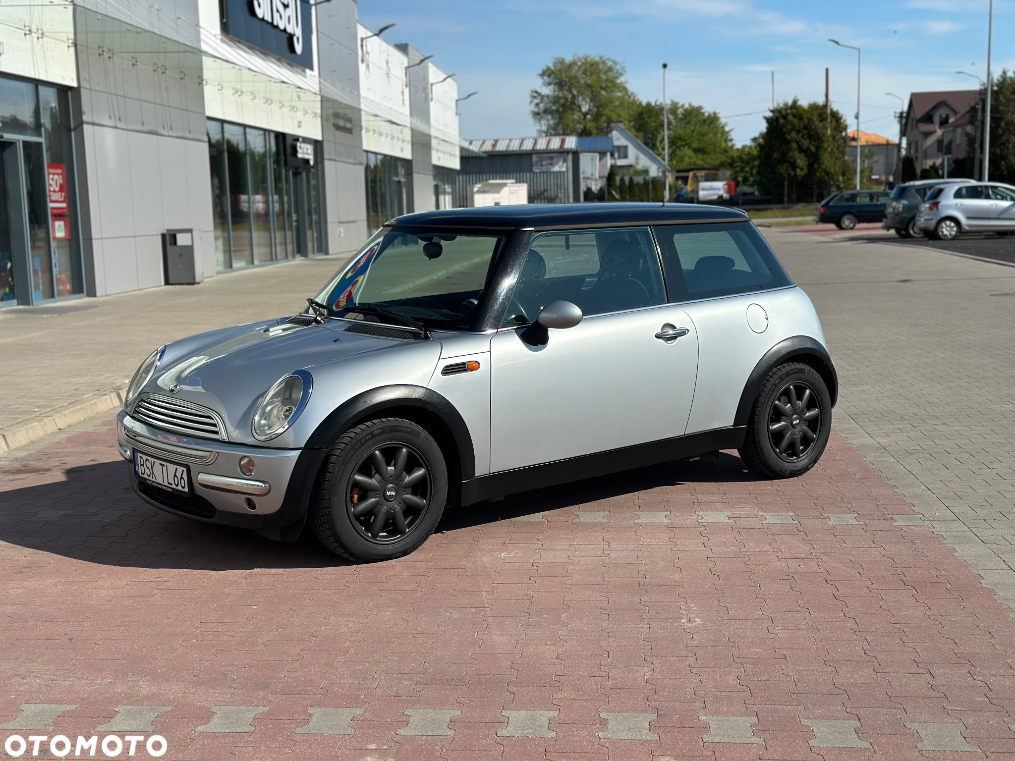 MINI ONE Standard - 9