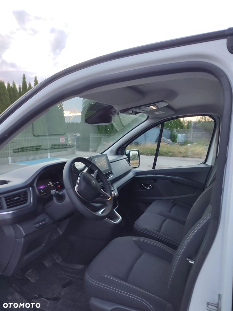 Renault TRAFIC - 13
