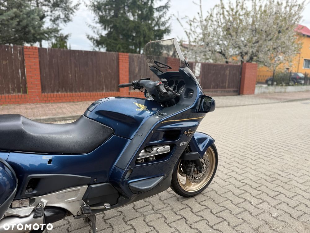 Honda ST - 10