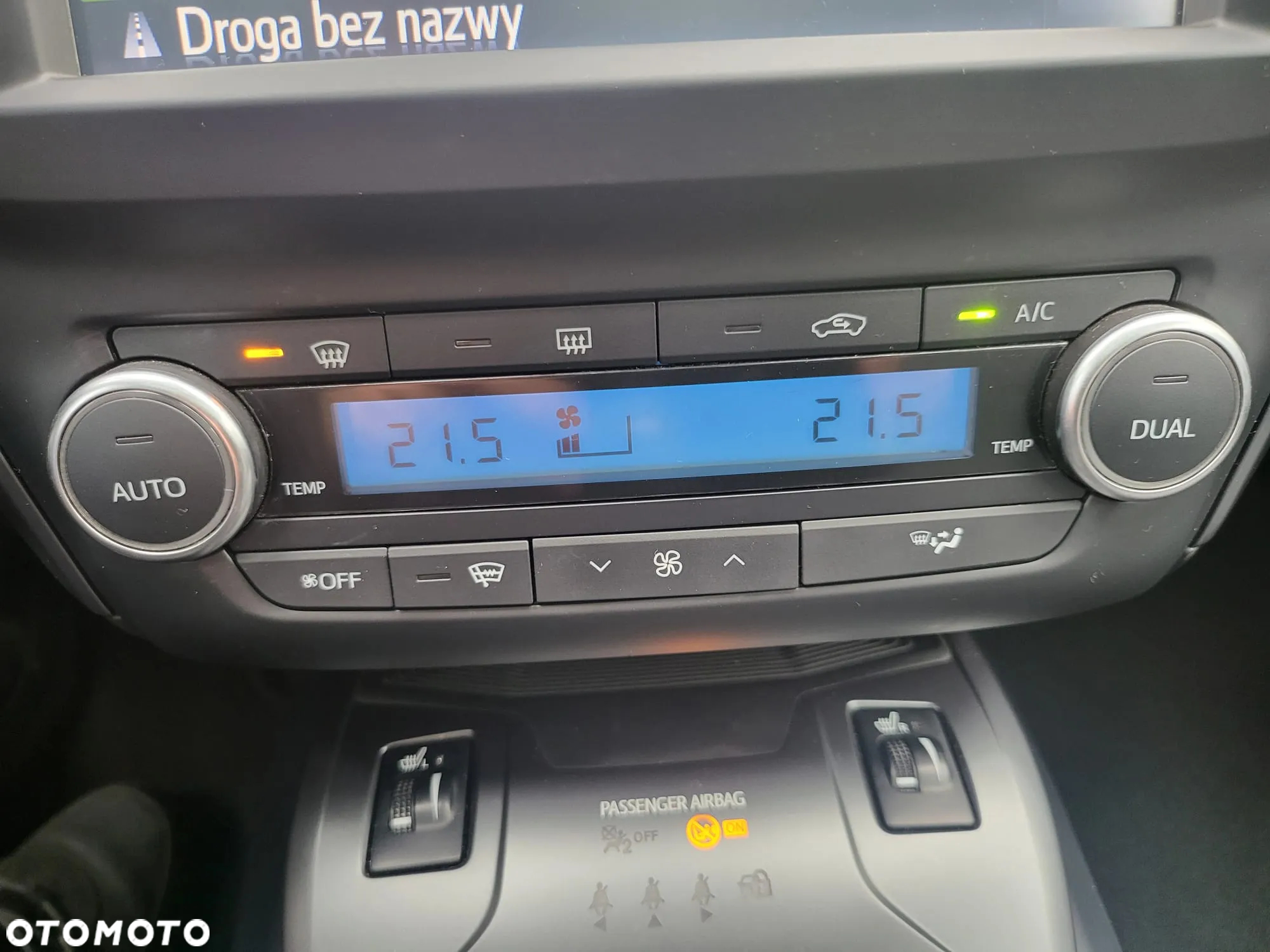 Toyota Avensis Touring Sports 1.8 Executive - 17