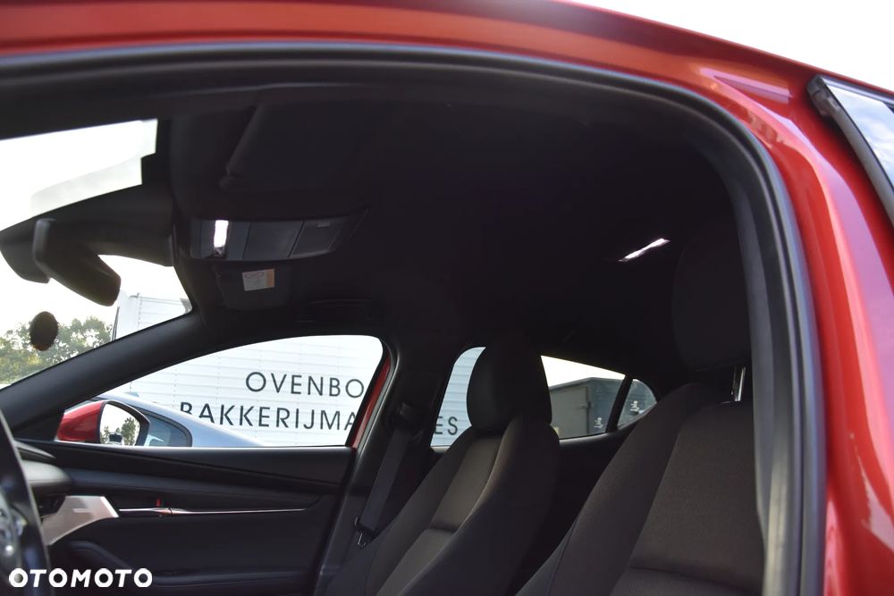 Mazda 3 e-SKYACTIV-G 2.0 M HYBRID DRIVE - 18
