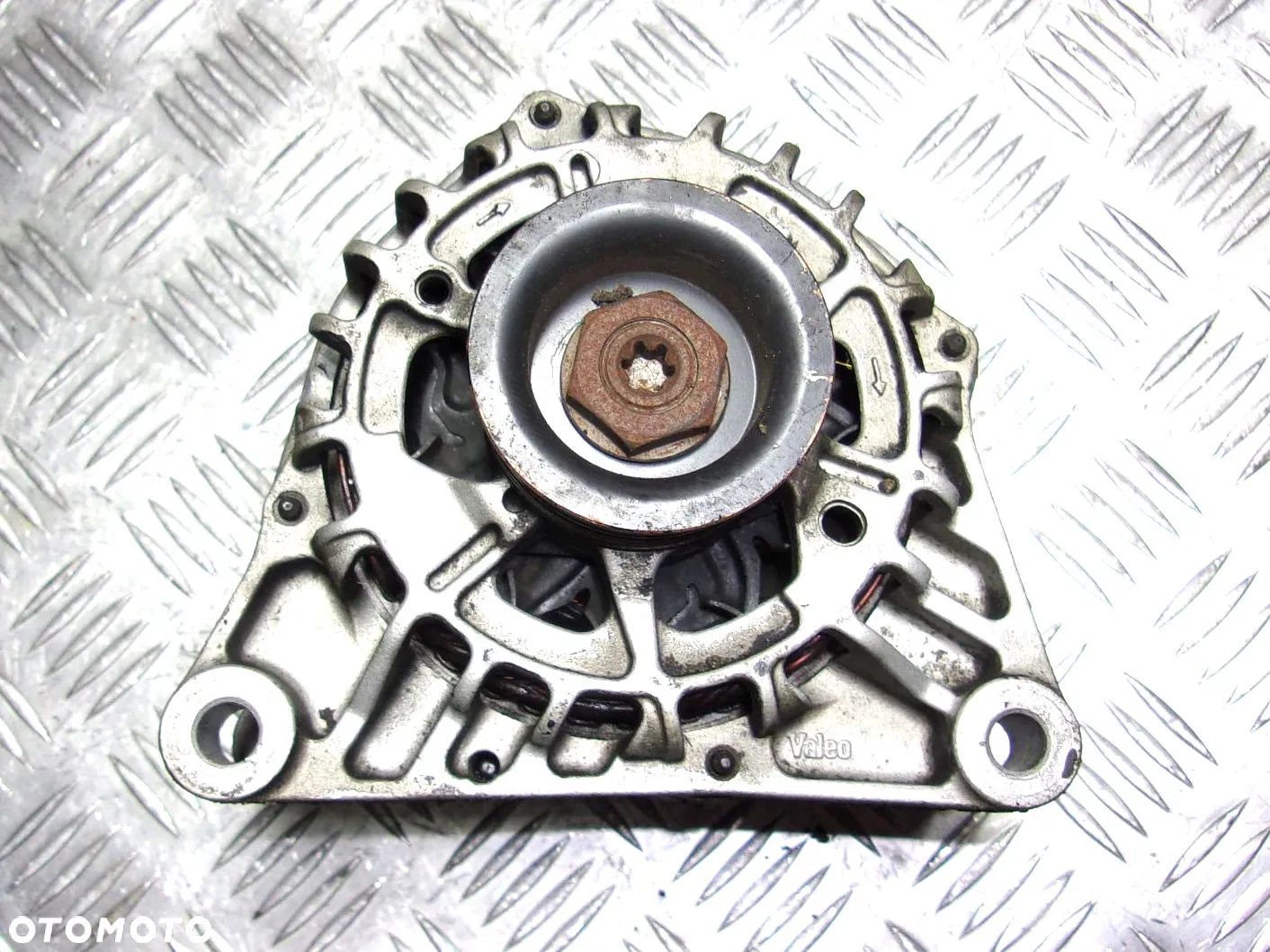Citroen C2 C4 I Berlingo Nemo Peugeot 307 Partner alternator 1.1 1.4 1.6 / 1.9D - 1