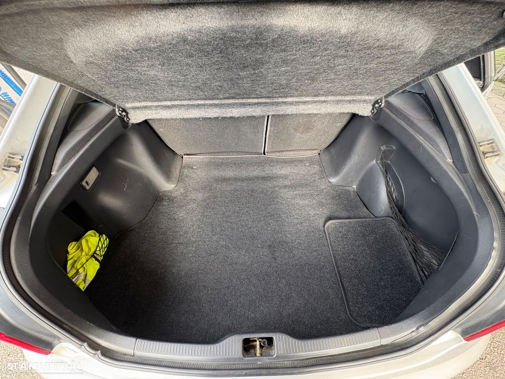 Toyota Corolla L/B 1.4 Sol AC - 14