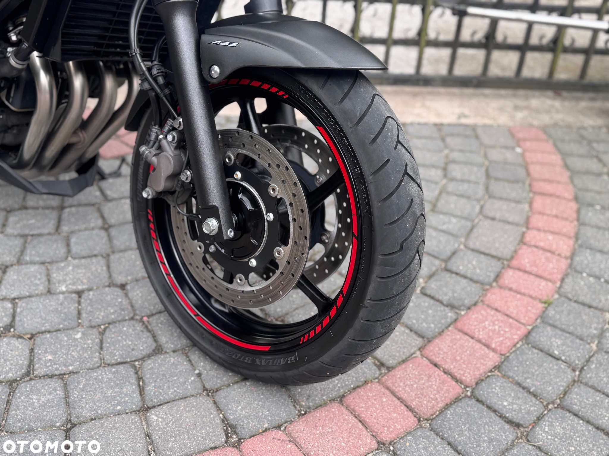 Yamaha XJ - 22