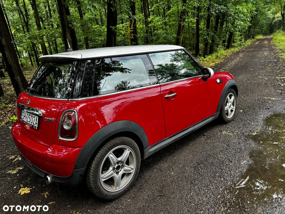 MINI Cooper Standard - 1
