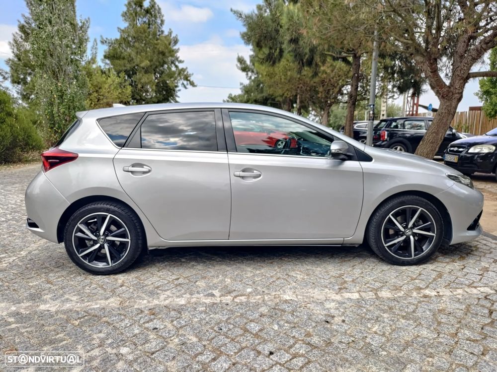 Toyota Auris 1.2T Comfort+Pack Techno+P.Sport - 12