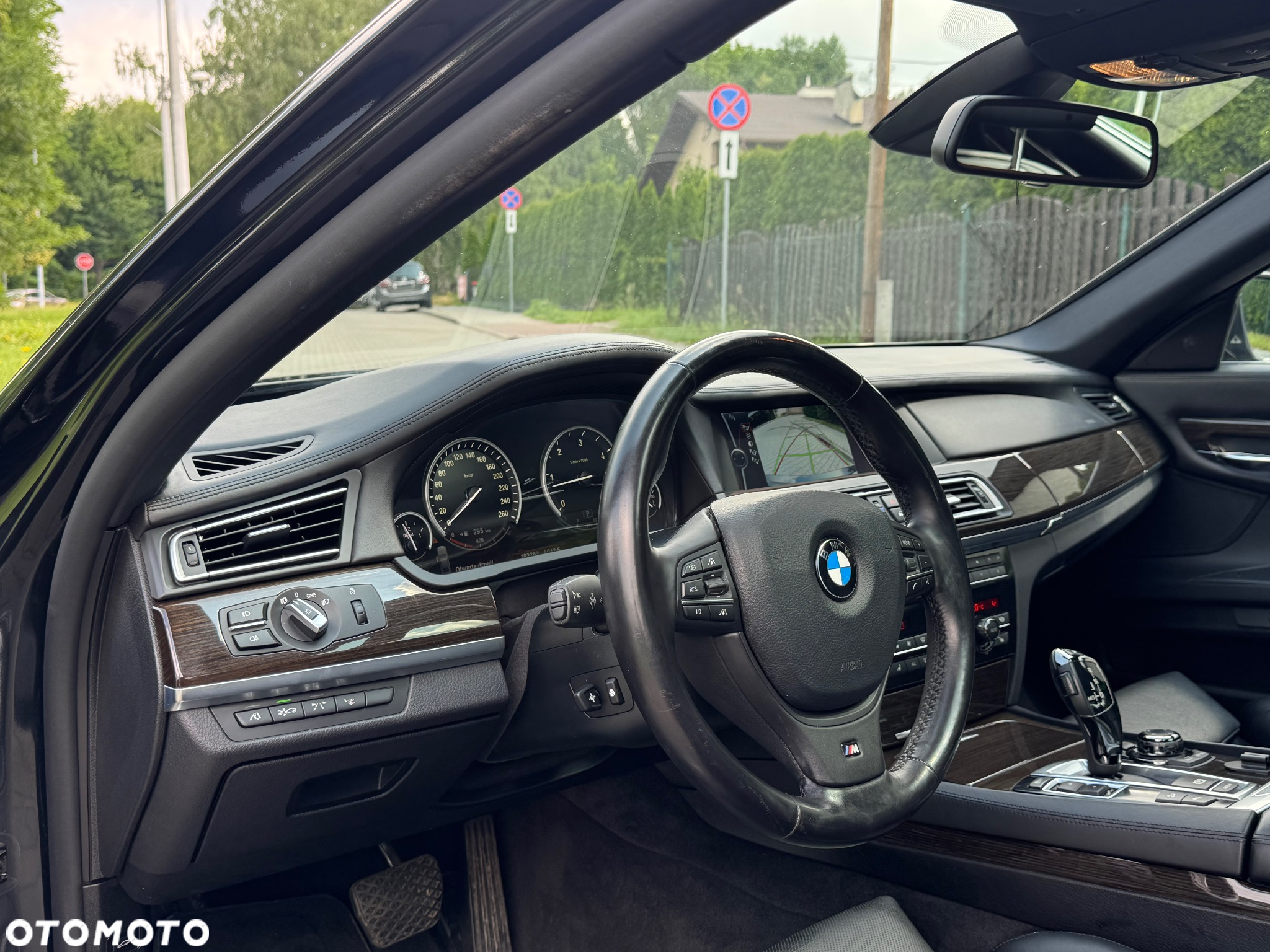 BMW Seria 7 740d xDrive - 9