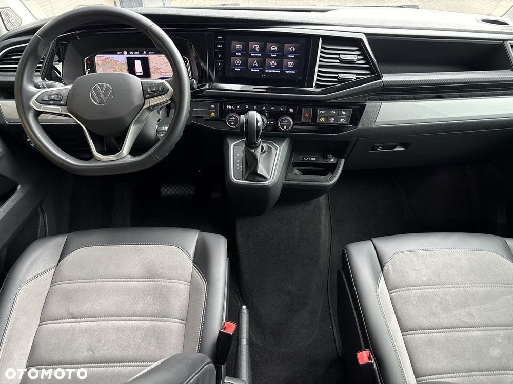 Volkswagen Multivan - 10