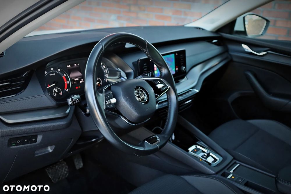 Skoda Octavia 2.0 TDI Ambition DSG - 19