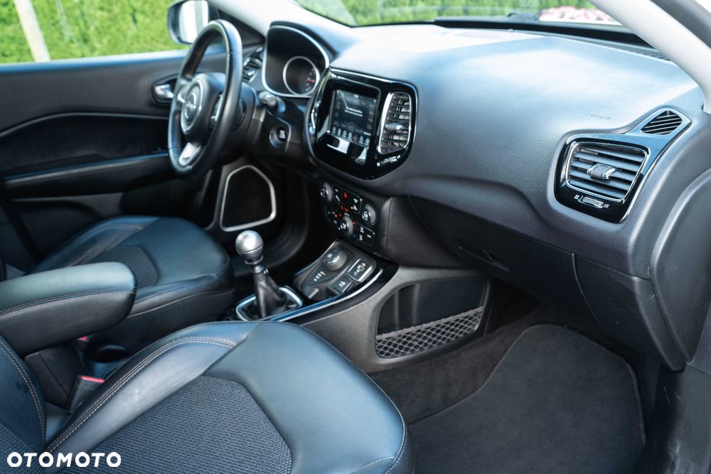 Jeep Compass - 6