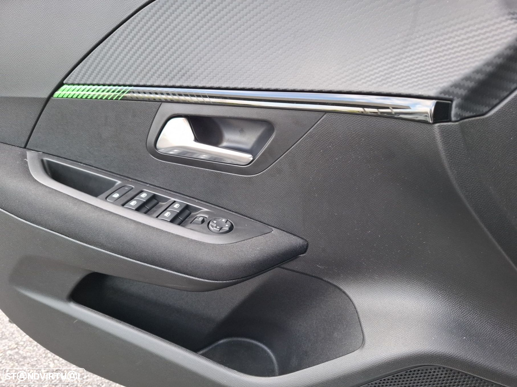 Peugeot 208 1.2 PureTech Active - 23