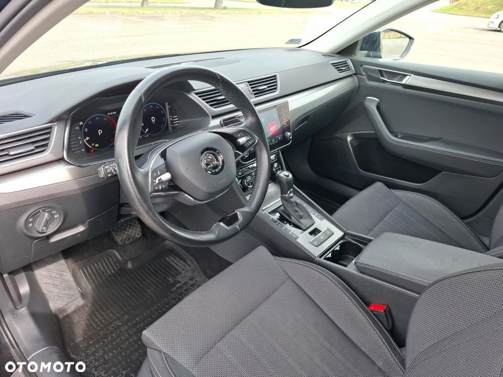 Skoda Superb 2.0 TDI SCR Style DSG - 9