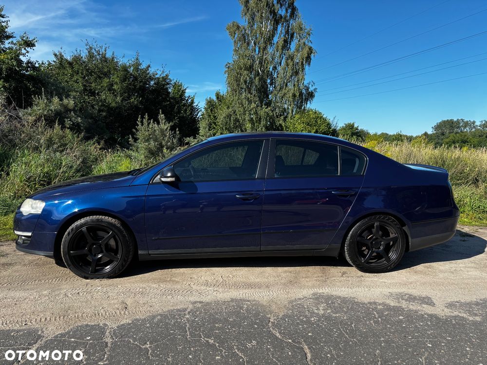 Volkswagen Passat 2.0 TDI Comfortline - 6