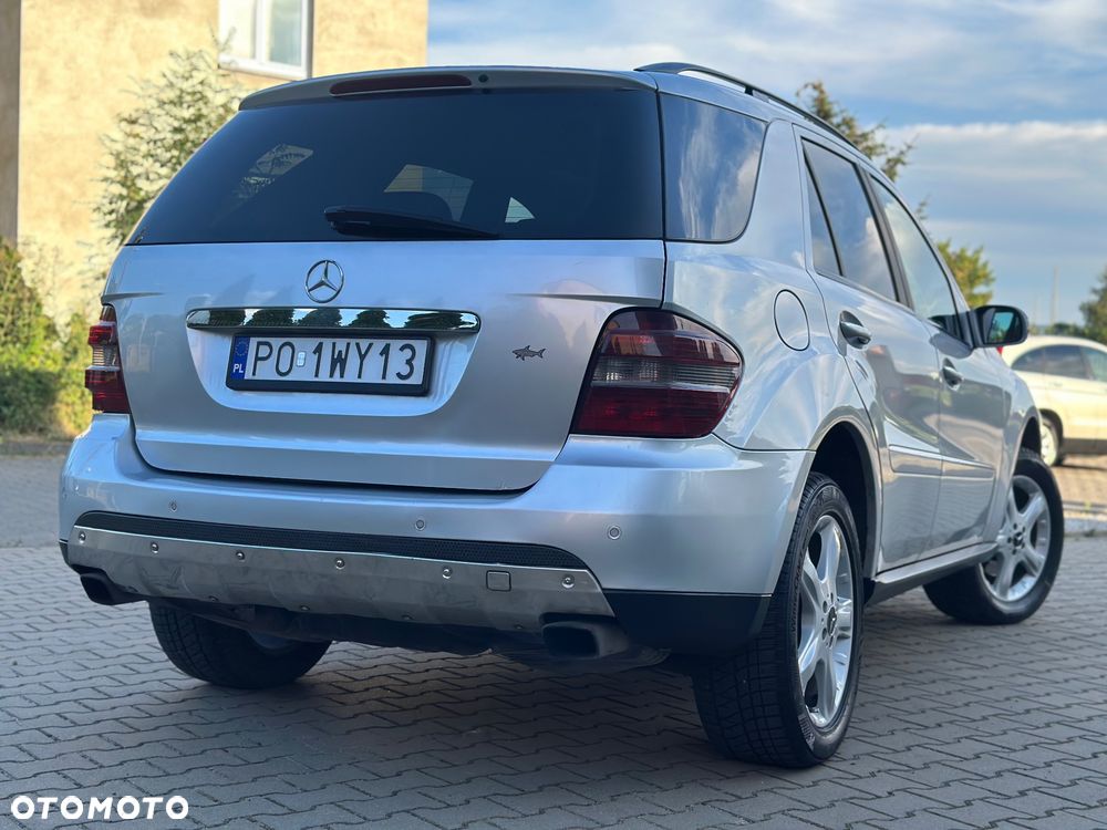 Mercedes-Benz ML 320 CDI 4Matic 7G-TRONIC DPF Edition 10 - 11